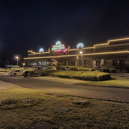 Casino & Hotel Eldorado Ceska Kubice Exterior photo