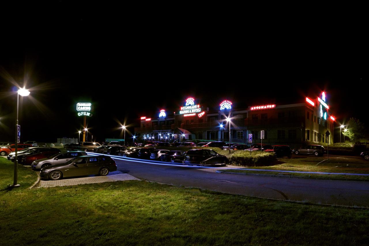 Casino & Hotel Eldorado Ceska Kubice Exterior photo